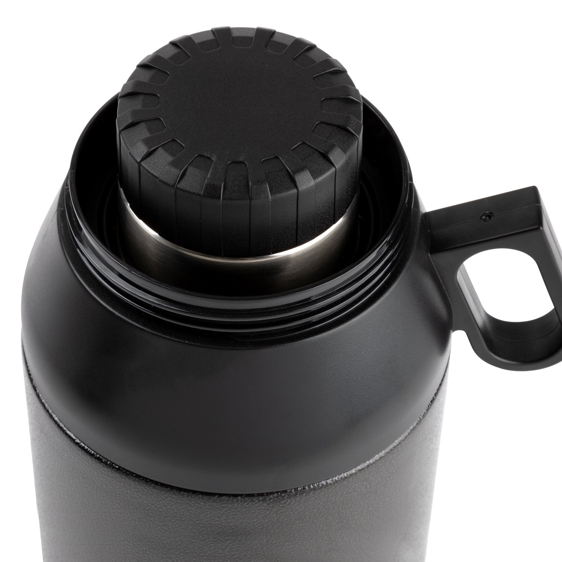 64-oz-stack-growler-q9 32699-WEB_05_52636609-521a-4e7e-b8db-ed464b138d17.jpg
