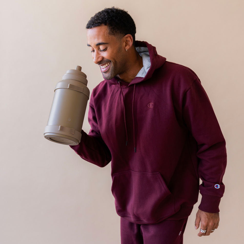 78-oz-titan-bottle-pastel-collection-c9 32_Manna_Website_Lifestyles_Titan_Darker_2.jpg
